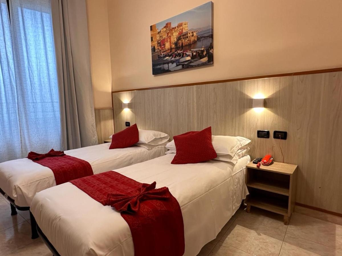 Hotel Galata Генуя Экстерьер фото