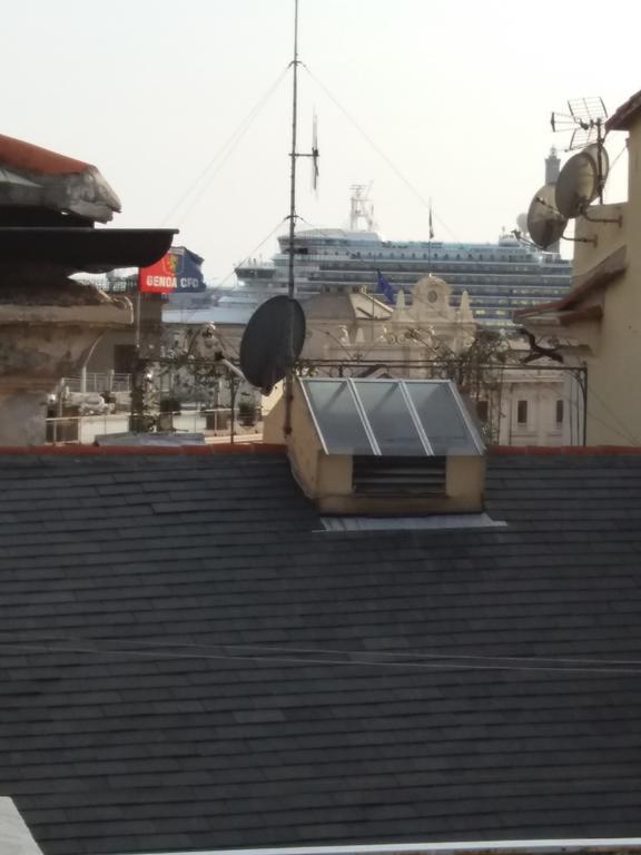 Hotel Galata Генуя Экстерьер фото